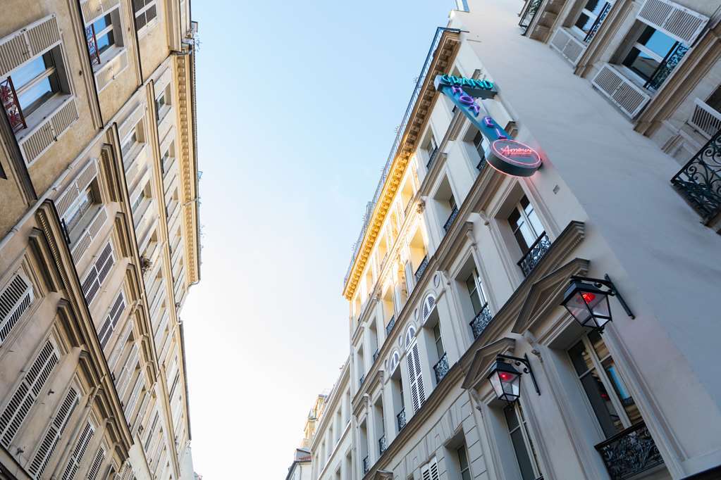 Hotel Grand Amour Paris Luaran gambar